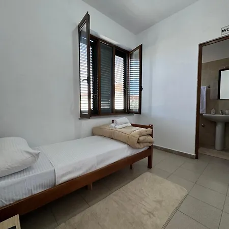 Blessed 게스트하우스 Shkodër